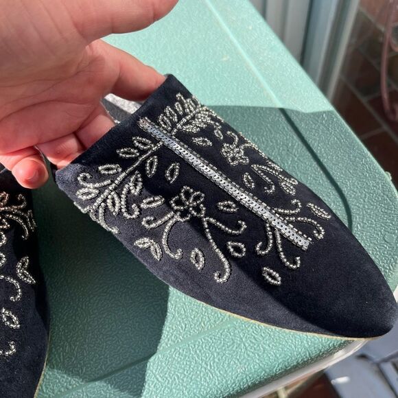 Anthropologie Laidback London Handmade Velvet Beaded Mules NWT - Picture 3 of 8